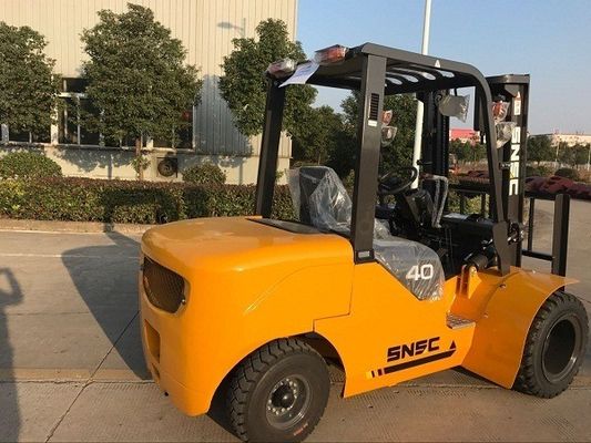 OEM 4トンのディーゼルフォークリフト SNSCディーゼルフォークリフト 2段マスト