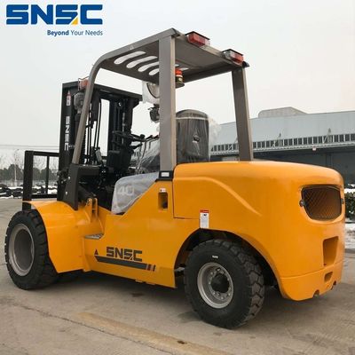 3000mm-7000mm リフトの高さ ディーゼルフォークリフト リフトトラック 4000kg