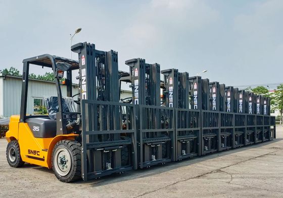 6600LBS 7700LBS ディーゼルフォークリフト メーカー 3500kg ディーゼル動力フォークリフト