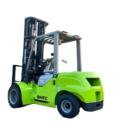 サイドシフト 4x4フォークリフト YUNNEI エンジン 3500kg 小型オフロードフォークリフト