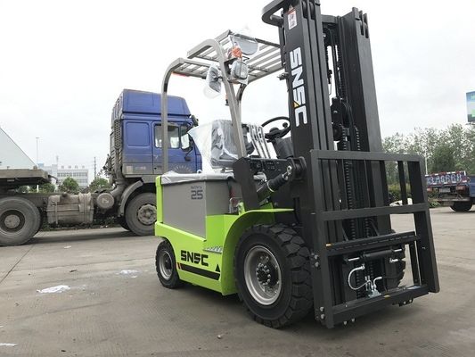 カスタマイズされた2.5トンの電気フォークリフト SNSCフォークリフト バッテリー駆動