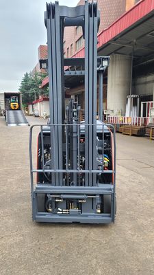 電動フォークリフトの3輪スタンド 1600kg 1800kgs 2000kgsカウンターバランス