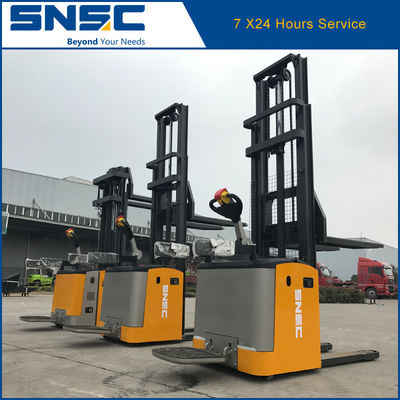 2トンの電動スタッカートラック SNSC 対比電動スタッカー