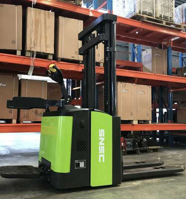 倉庫駆動パレットスタッカー 2 トンの対比スタッカー