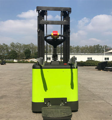 倉庫駆動パレットスタッカー 2 トンの対比スタッカー